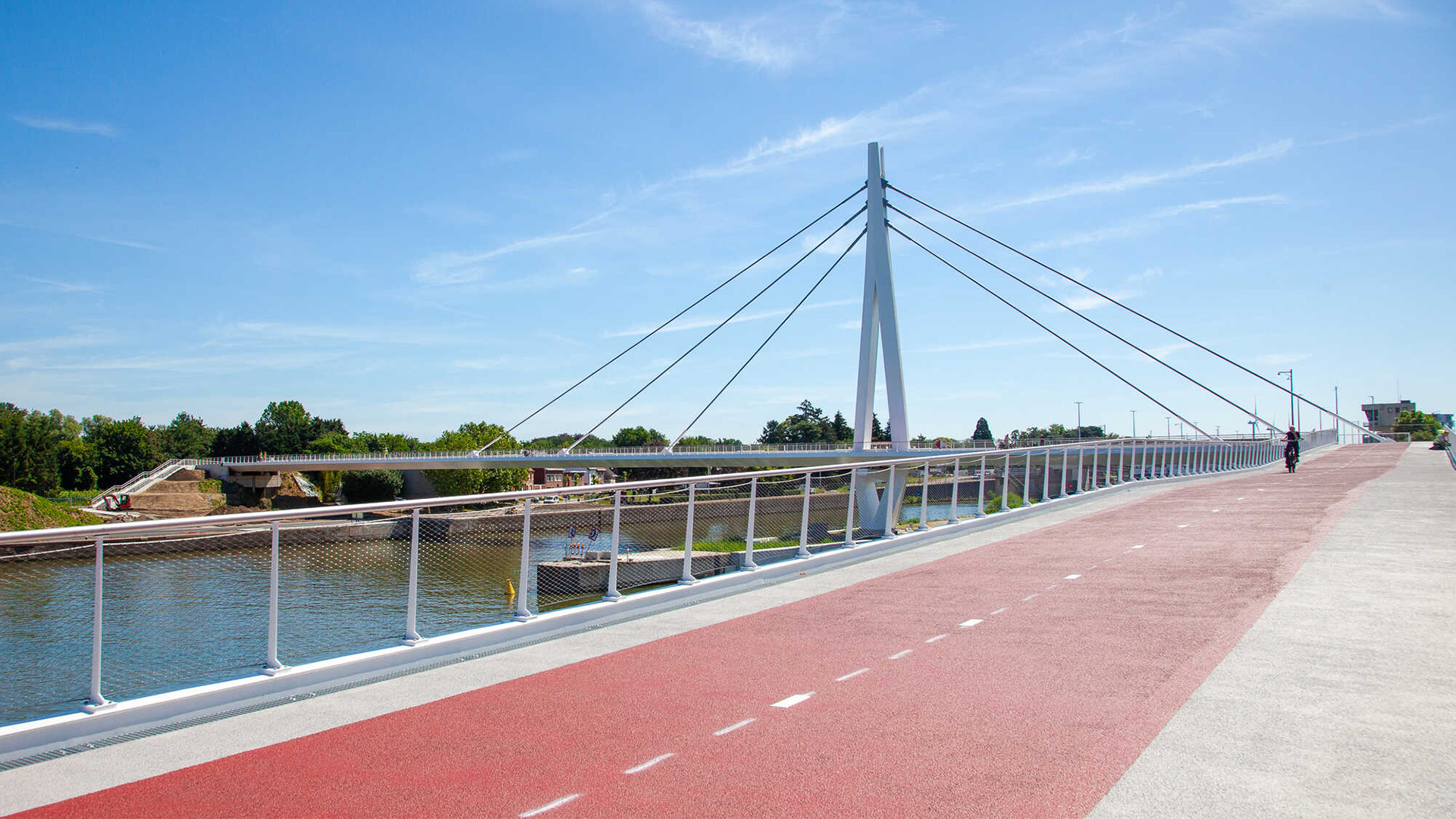 Foto van de fietsbrug in Wijnegem